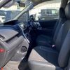 toyota voxy 2013 -TOYOTA--Voxy DBA-ZRR70W--ZRR70-0569345---TOYOTA--Voxy DBA-ZRR70W--ZRR70-0569345- image 17