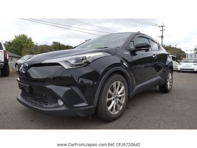 toyota c-hr 2017 GOO_JP_700080342430240420001 image 1