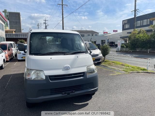 toyota townace-truck 2010 CFJ1789842 image 2