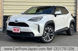 toyota yaris-cross 2023 CFJ1791206