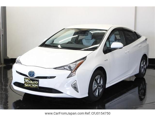 toyota prius 2016 -TOYOTA--Prius DAA-ZVW55--ZVW55-8013835---TOYOTA--Prius DAA-ZVW55--ZVW55-8013835- image 1