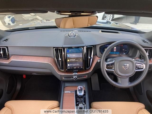 volvo xc60 2025 CFJ1781435 image 2