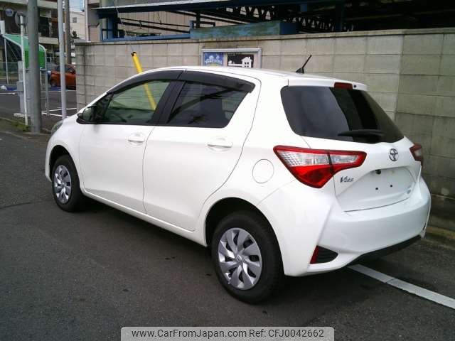 toyota vitz 2019 -TOYOTA--Vitz DBA-NSP135--NSP135-4001456---TOYOTA--Vitz DBA-NSP135--NSP135-4001456- image 2