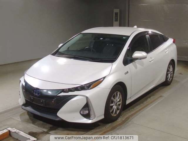 toyota prius-phv 2022 CFJ1813671 image 1