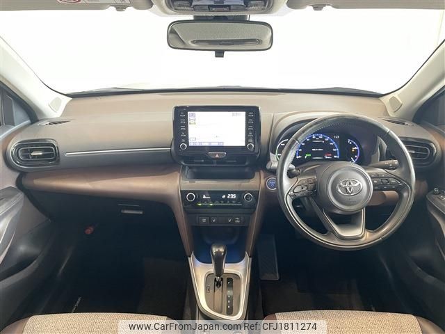 toyota yaris-cross 2021 CFJ1811274 image 2