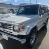 toyota landcruiser-70 2000 fcf3986cc93e9fa55ec24046cc449142 image 1