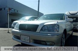 toyota crown 2003 CFJ1762011