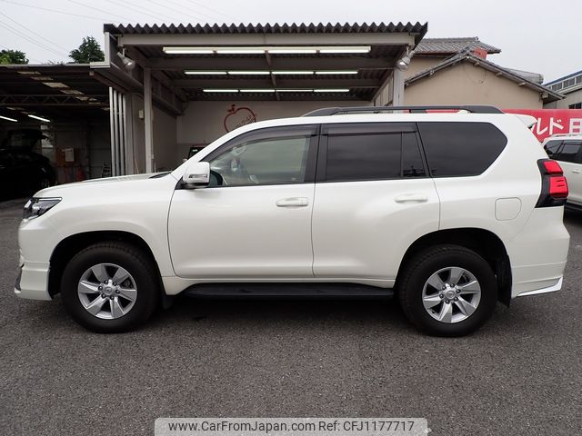 toyota land-cruiser-prado 2021 25431613 image 2