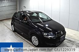volkswagen polo 2013 -VOLKSWAGEN--VW Polo 6RCBZ--WVWZZZ6RZEU002412---VOLKSWAGEN--VW Polo 6RCBZ--WVWZZZ6RZEU002412-