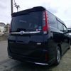 toyota esquire 2015 GOO_JP_700120051630250523001 image 4