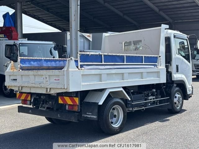 isuzu forward 2024 CFJ1617981 image 2