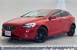 volvo v40 2017 CFJ6800727