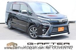 toyota voxy 2017 quick_quick_DBA-ZRR80W_ZRR80-0390942