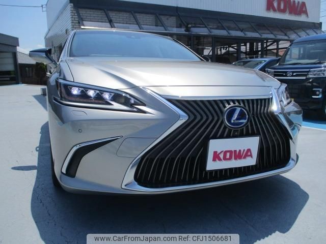 lexus es 2020 CFJ1506681 image 1