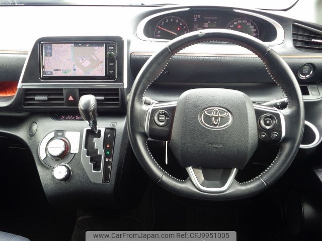 toyota sienta 2016 -TOYOTA--Sienta DBA-NSP170G--NSP170-7027856---TOYOTA--Sienta DBA-NSP170G--NSP170-7027856- image 2