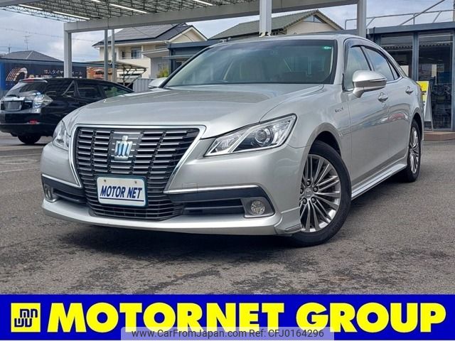 toyota crown 2013 -TOYOTA--Crown DAA-AWS210--AWS210-6016880---TOYOTA--Crown DAA-AWS210--AWS210-6016880- image 1