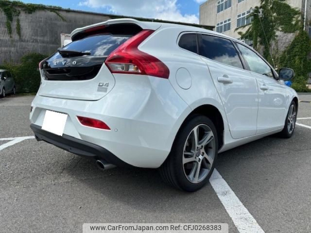 volvo v40 2015 -VOLVO 【神戸 334ぬ1810】--Volvo V40 MD4204T-YV1MVA8RDG229835---VOLVO 【神戸 334ぬ1810】--Volvo V40 MD4204T-YV1MVA8RDG229835- image 2