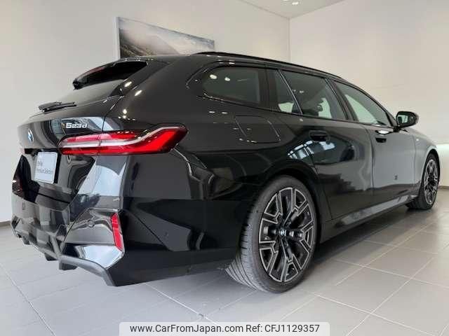 bmw 5-series 2024 quick_quick_3CA-22GW20_WBA22GW090CT22005 image 2