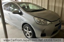 toyota aqua 2013 -TOYOTA--AQUA DAA-NHP10--NHP10-6150528---TOYOTA--AQUA DAA-NHP10--NHP10-6150528-