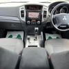 mitsubishi pajero 2017 -MITSUBISHI--Pajero DBA-V93W--V93W-1000250---MITSUBISHI--Pajero DBA-V93W--V93W-1000250- image 13