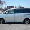 toyota noah 2005 30592 image 6