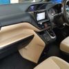 toyota noah 2014 -TOYOTA 【鳥取 530ﾛ1227】--Noah DBA-ZRR85G--ZRR85G-0006250---TOYOTA 【鳥取 530ﾛ1227】--Noah DBA-ZRR85G--ZRR85G-0006250- image 6