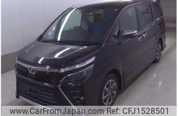 toyota voxy 2018 CFJ1528501