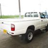 toyota hilux 2004 CFJ7815933 image 2