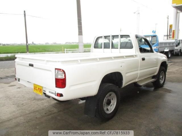 toyota hilux 2004 CFJ7815933 image 2