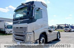 volvo volvo-others 2018 -VOLVO--Volvo QKG-H2TEA1--YV2RM00AXJA-826540---VOLVO--Volvo QKG-H2TEA1--YV2RM00AXJA-826540-