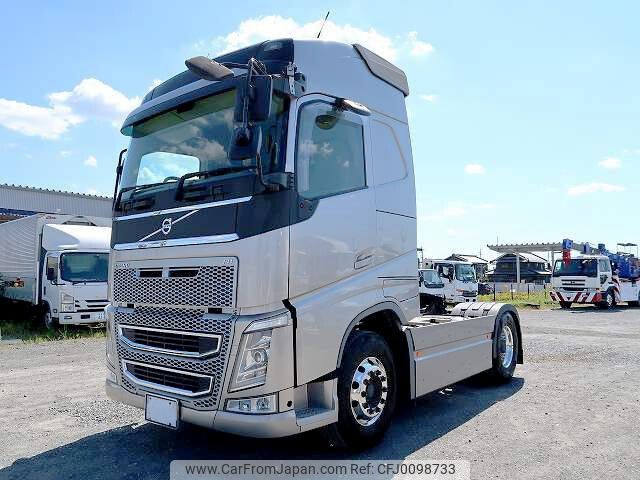 volvo volvo-others 2018 -VOLVO--Volvo QKG-H2TEA1--YV2RM00AXJA-826540---VOLVO--Volvo QKG-H2TEA1--YV2RM00AXJA-826540- image 1