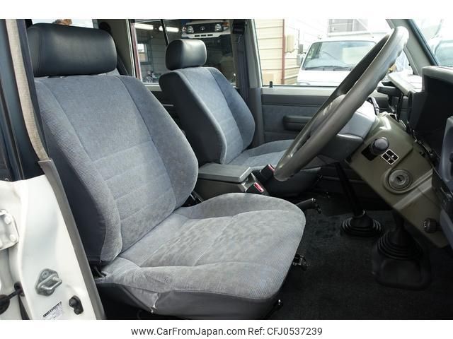2000 Toyota Land Cruiser JDM car for sale — photo 20 of 25