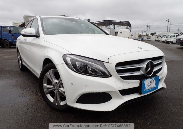 mercedes-benz c-class 2015 REALMOTOR_N2022040670HD-12 image 2