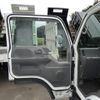 isuzu elf-truck 2010 CFJ1810947 image 23