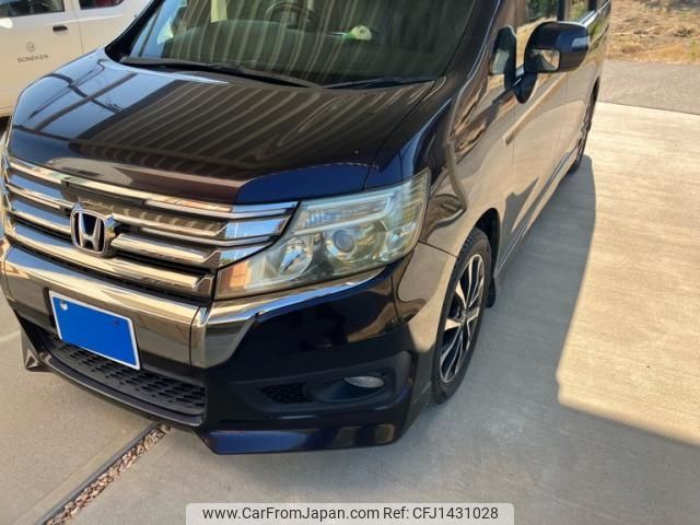 honda stepwagon 2012 -HONDA--Stepwgn DBA-RK5--RK5-1301137---HONDA--Stepwgn DBA-RK5--RK5-1301137- image 1