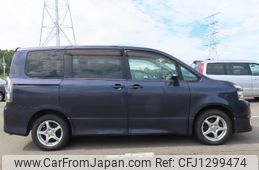 toyota voxy 2008 NIKYO_PS46568