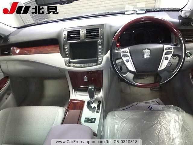 toyota crown 2010 TE3620 image 2