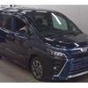 toyota voxy 2017 quick_quick_DBA-ZRR85W_0089651 image 1