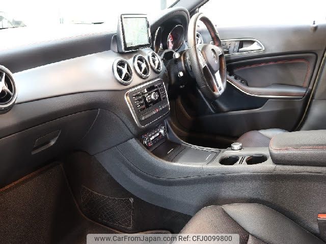 mercedes-benz gla-class 2015 -MERCEDES-BENZ--Benz GLA DBA-156946--WDC1569462J164760---MERCEDES-BENZ--Benz GLA DBA-156946--WDC1569462J164760- image 2