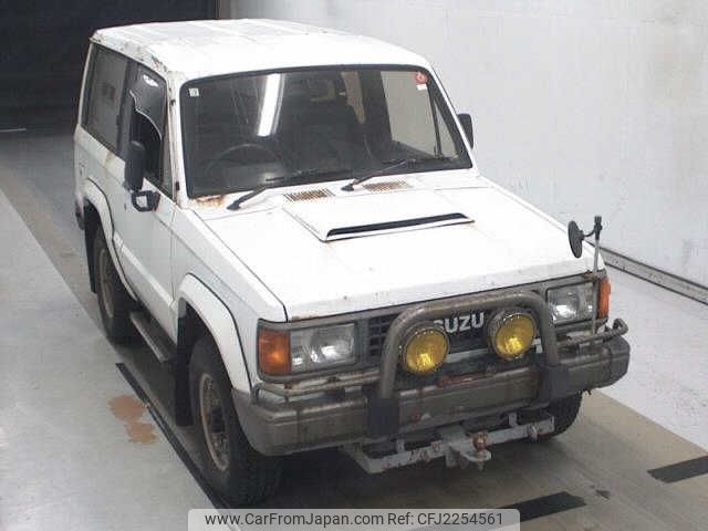 1990 Isuzu Bighorn UBS55CW - Car Price $3,520