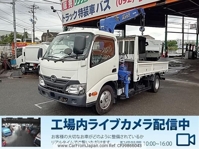 hino dutro 2018 GOO_NET_EXCHANGE_0803382A30240605W003 image 1