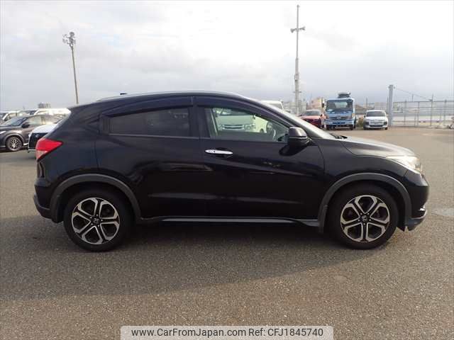 honda vezel 2015 CFJ1845740 image 1