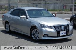 toyota crown 2017 CFJ1493381