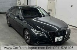 toyota crown 2018 CFJ1528106