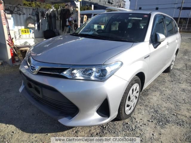 toyota corolla-fielder 2017 quick_quick_DAA-NKE165G_NKE165-7168061 image 1