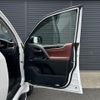 lexus lx 2019 CFJ1768375 image 9