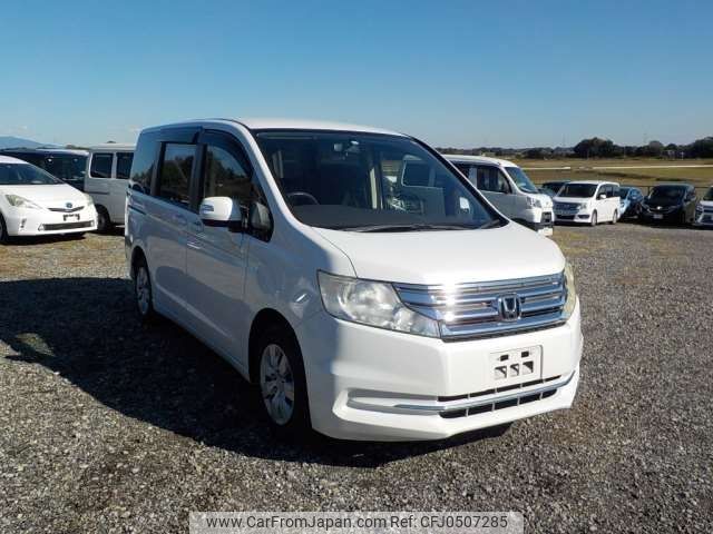 honda stepwagon 2013 -HONDA--Stepwgn DBA-RK1--RK1-1323094---HONDA--Stepwgn DBA-RK1--RK1-1323094- image 1