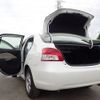 toyota belta 2006 REALMOTOR_N2020070495M-7 image 16