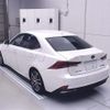lexus is 2017 CFJ1580049 image 2