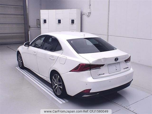 lexus is 2017 CFJ1580049 image 2